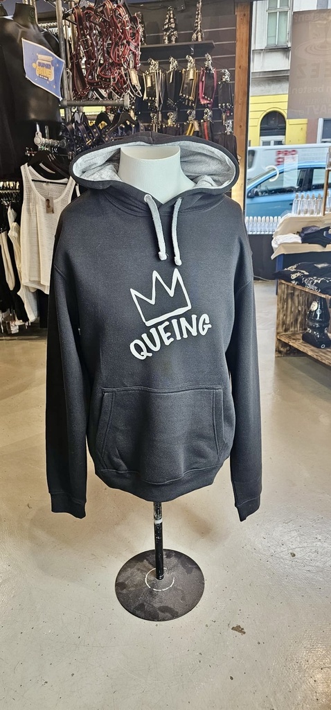 GAYT*GEAR SWEATSHIRT QUEING 