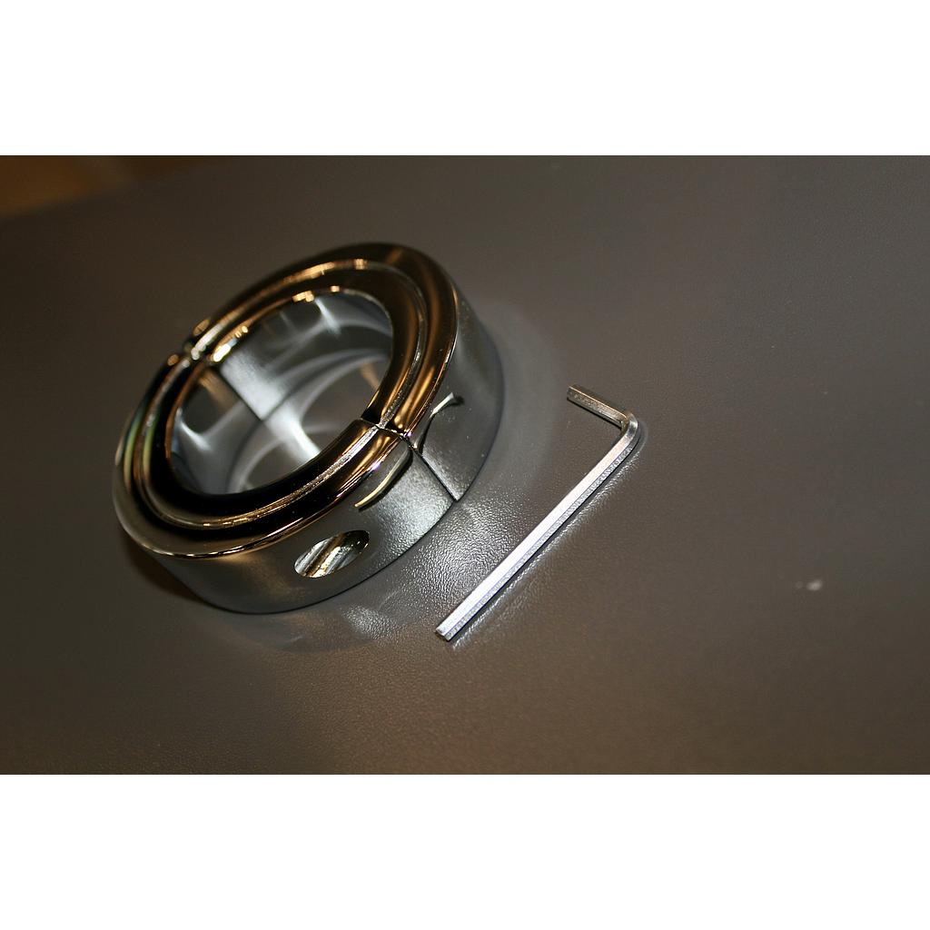 GAYT*GEAR COCKRING HINGED W/ KEY
