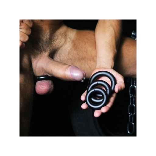 GAYT*GEAR MAGNET DON BALLSTRETCHER BLACK